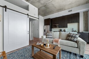617 N 12th St, Unit SI ID1312524P in Tampa, FL - Building Photo
