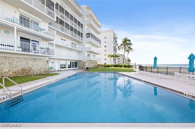 property at 1977 Gulf Shore Blvd N