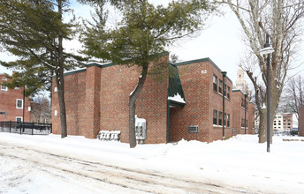 Sheldon Oak II Coop in Hartford, CT - Building Photo - Building Photo