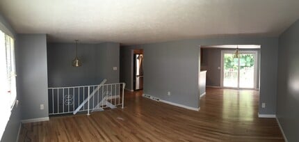 9 Vine Ln in Randolph, MA - Foto de edificio - Building Photo