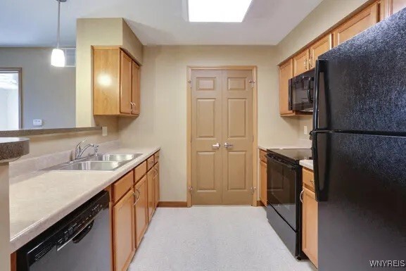 3820 Deer Lakes Dr in Buffalo, NY - Building Photo - Building Photo