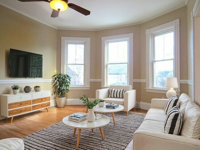 174 Elm St in North Cambridge, MA - Building Photo - Building Photo