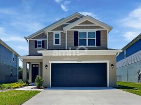 27388 St Andrews Ave in Wesley Chapel, FL - Building Photo