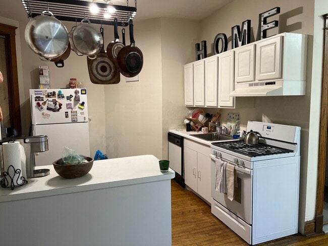 3762 N Kenmore Ave in Chicago, IL - Building Photo - Building Photo