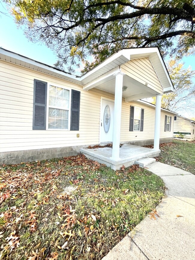 97 Pecan St in Munford, TN - Building Photo - Building Photo
