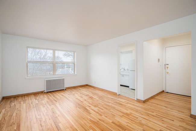 Huntington Ave Apartments