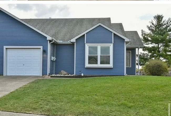 property at 1652 Tamworth Cir