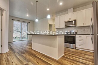 2057 Ambassador Ave in Woodland, WA - Building Photo - Building Photo