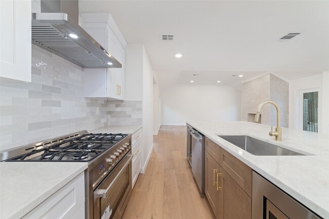 property at 15651 Whitewater Ln