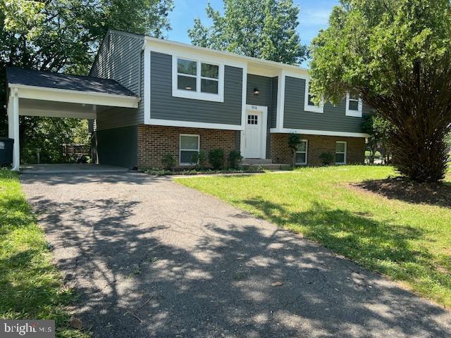 property at 9114 Oxon Hill Rd