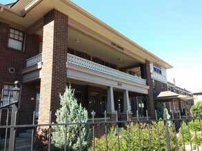 3015 N Pennsylvania St, Unit 13 in Indianapolis, IN - Building Photo - Building Photo