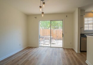 3276 Heathstead Place in Charlotte, NC - Building Photo - Building Photo
