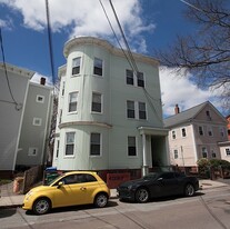 5 Kinnaird St, Unit 1 in Cambridge, MA - Building Photo