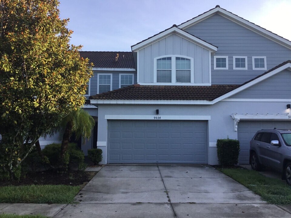9034 Shepton St in Orlando, FL - Building Photo