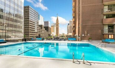 1020 15th St, Unit 12 in Denver, CO - Foto de edificio - Building Photo
