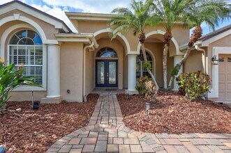 11802 Middlebury Dr in Tampa, FL - Building Photo - Building Photo