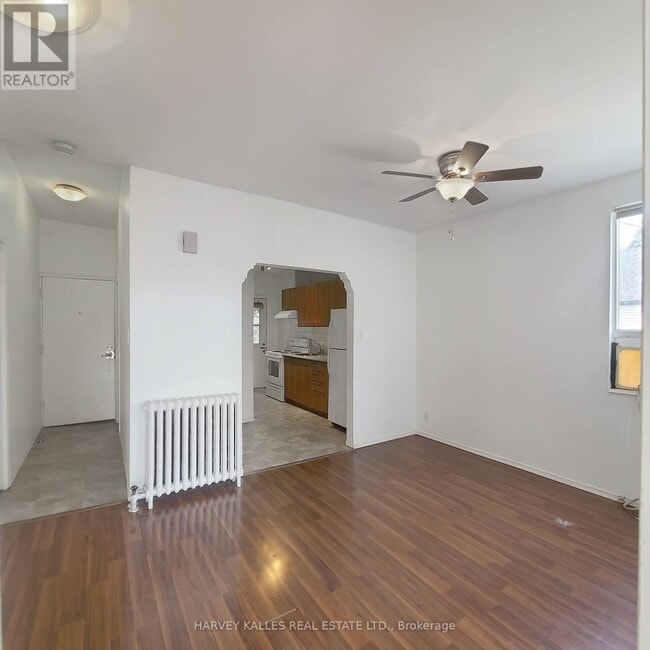 206 Augusta Ave in Toronto, ON - Building Photo - Building Photo