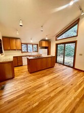 423 Granite St in Ashland, OR - Building Photo - Building Photo