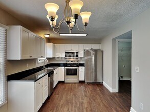 6463 Winchester Highlands Dr in Canal Winchester, OH - Building Photo - Building Photo