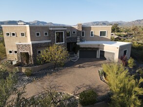 5708 E Miramonte Dr in Cave Creek, AZ - Building Photo - Building Photo