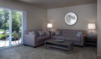 Stone Ridge in Clackamas, OR - Building Photo