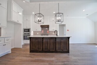 8800 Tyrion Dr in Arcadia, OK - Building Photo - Building Photo