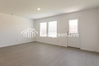 2016 Welsh Ln in Aubrey, TX - Building Photo - Building Photo