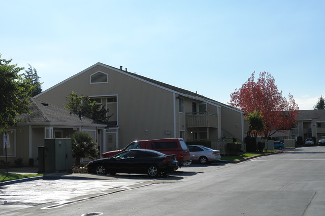 37567 Fremont Blvd in Fremont, CA - Foto de edificio - Building Photo