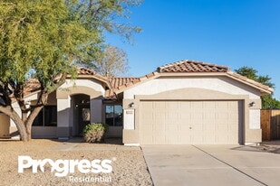 10842 W Sands Dr in Sun City, AZ - Building Photo