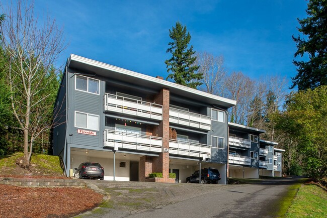 Fireside Apartments in Redmond, WA - Building Photo - Building Photo