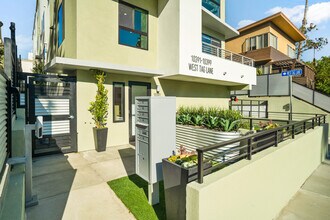 10393 Tag Ln in Los Angeles, CA - Foto de edificio - Building Photo