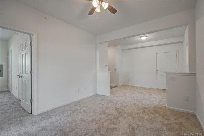 21512 Aftonshire Dr in Cornelius, NC - Building Photo - Building Photo