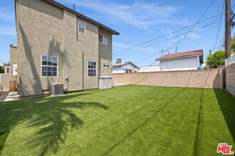 4334 Lyceum Ave in Los Angeles, CA - Foto de edificio - Building Photo