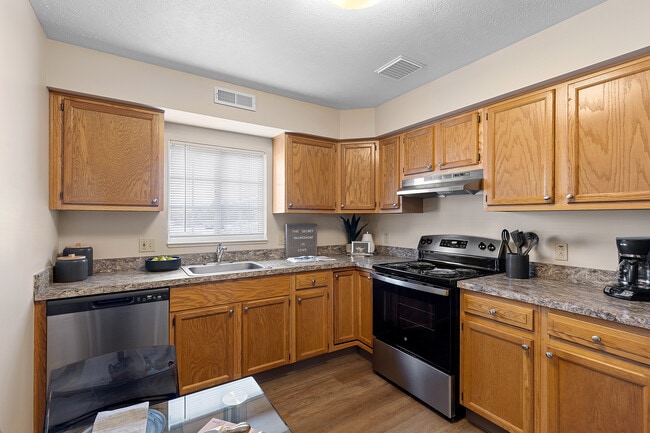 Hunters Crossing Apartments