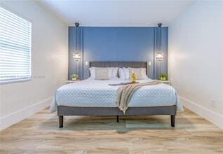 1762 NW 15th St in Miami, FL - Building Photo - Building Photo