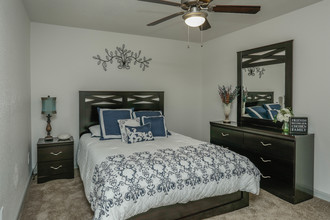 Estates at Westchase in Houston, TX - Building Photo - Interior Photo