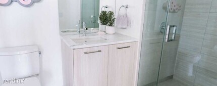 160 N Desplaines St in Chicago, IL - Building Photo - Building Photo