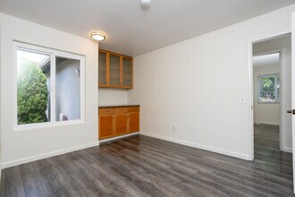 1701 Old Mill Rd in Encinitas, CA - Building Photo - Building Photo