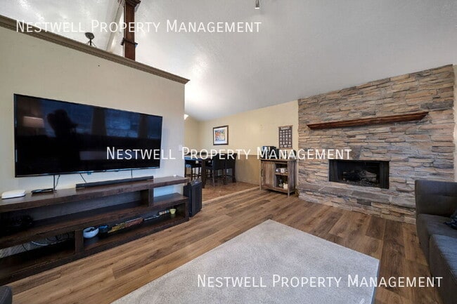 8419 Grambling Way in Sandy, UT - Building Photo - Building Photo