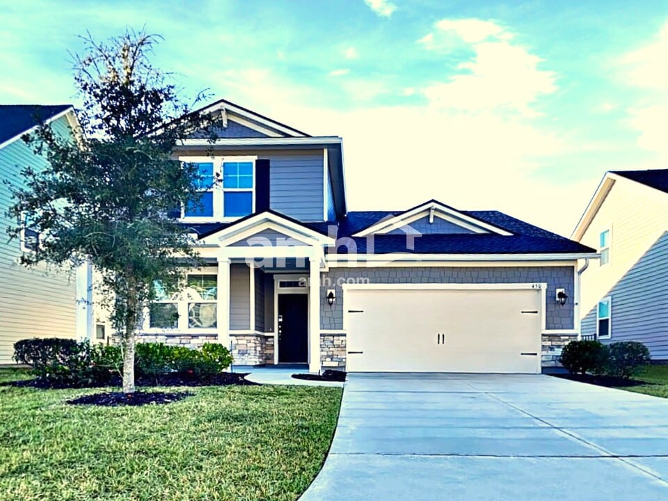 450 Sandstone Dr in St. Augustine, FL - Building Photo