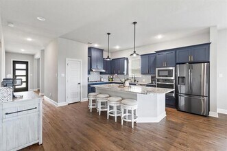 3817 Stonewood Dr in Little Elm, TX - Foto de edificio - Building Photo