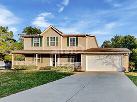 15 Churchill Manor Ct in Middletown, OH - Building Photo