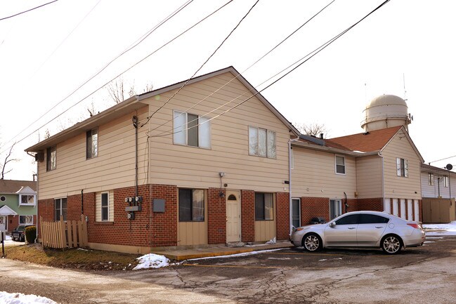 Stony Springs Apartments in Tipp City, OH - Foto de edificio - Building Photo