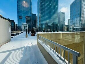 345 N La Salle Dr in Chicago, IL - Building Photo - Building Photo