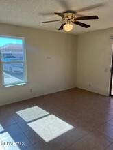 7465 Stoney Hill Dr in El Paso, TX - Building Photo - Building Photo