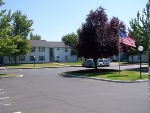 Franklin Place in Monmouth, OR - Building Photo - Building Photo