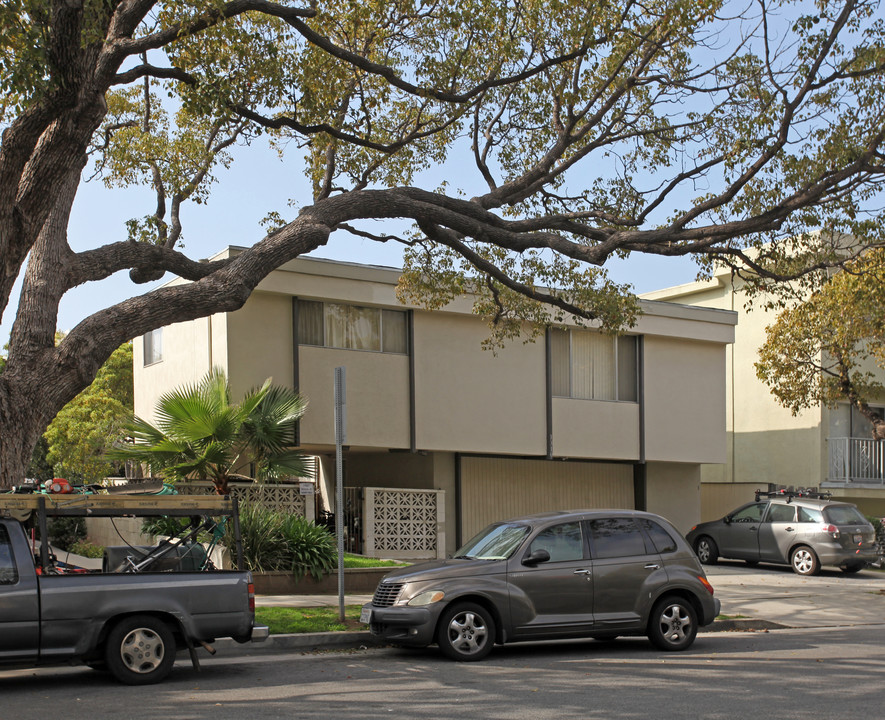 1310 18th St Apartments in Santa Monica, CA - Building Photo