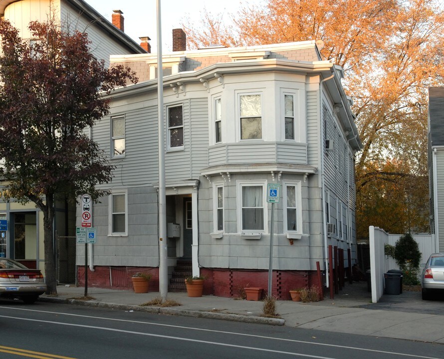 113 Hampshire St in Cambridge, MA - Foto de edificio