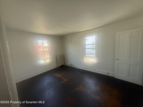 1509 Price St in Scranton, PA - Building Photo - Building Photo