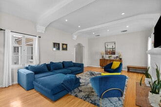 6231 Orange St in Los Angeles, CA - Building Photo - Building Photo